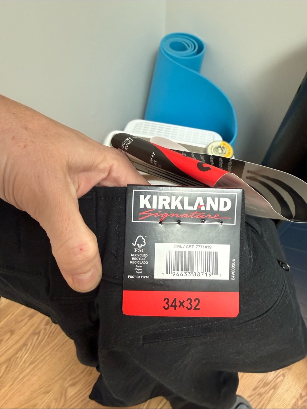 NWT Kirkland tech pants 34 by 32